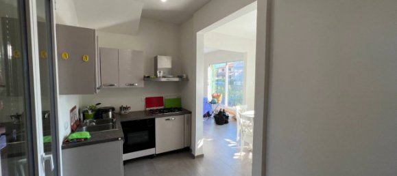 4 bedrooms Villa in Pietrasanta, Italy No. 201385 11