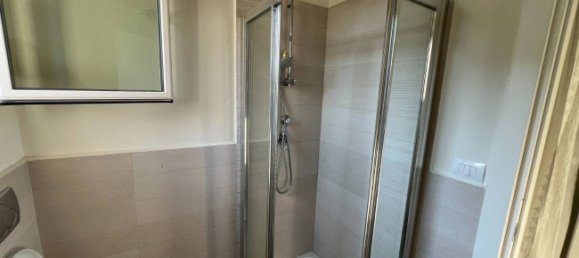 4 bedrooms Villa in Pietrasanta, Italy No. 201385 23