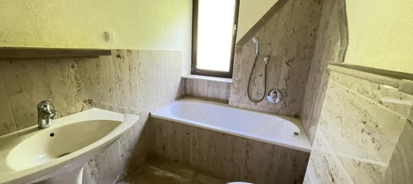 Здание с 16 комнатами в Нойнкирхен, Германия № 297518 8