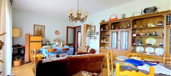 3 bedrooms Apartment in Orvieto, Italy No. 47394 2