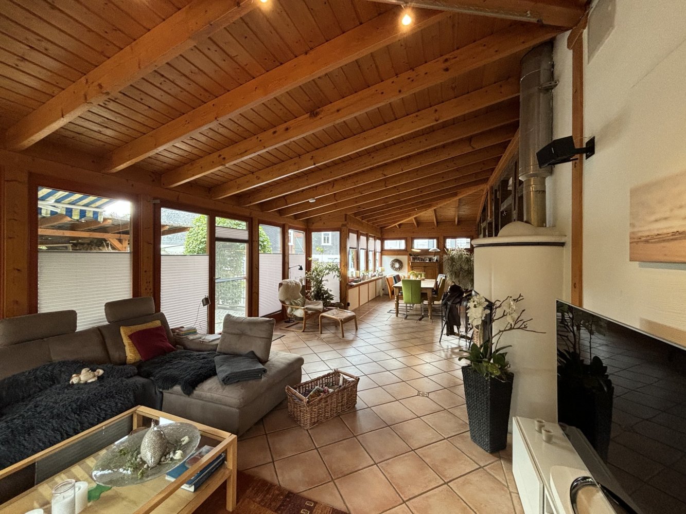 Adosado de 6 dormitorios en Altenkirchen, Germany No. 184544