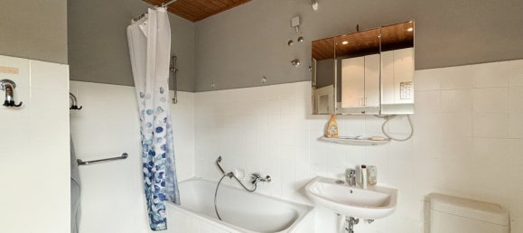 Adosado de 6 dormitorios en Altenkirchen, Germany No. 184544 35