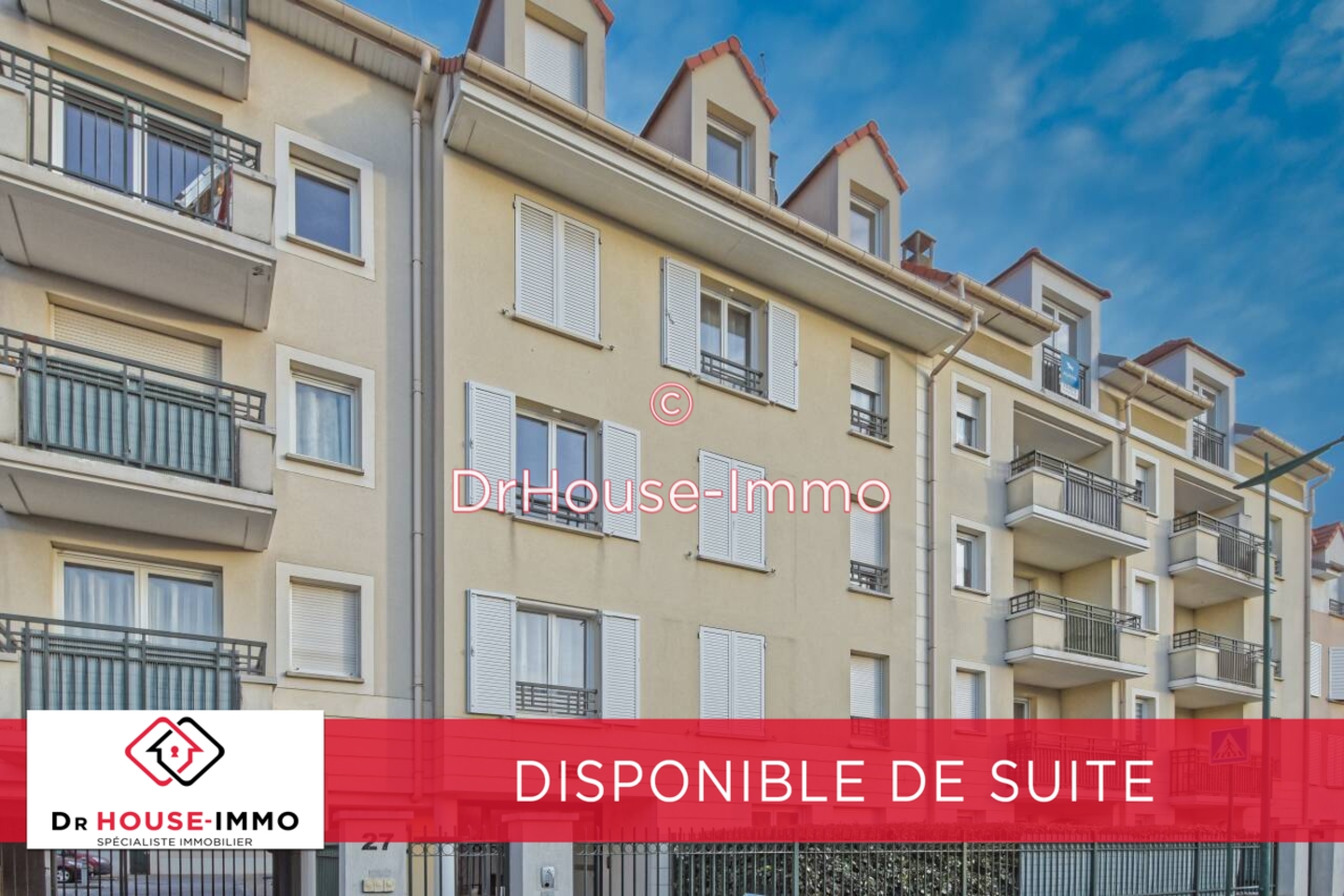 2 bedrooms Apartment in Mantes-la-Ville, France No. 133044