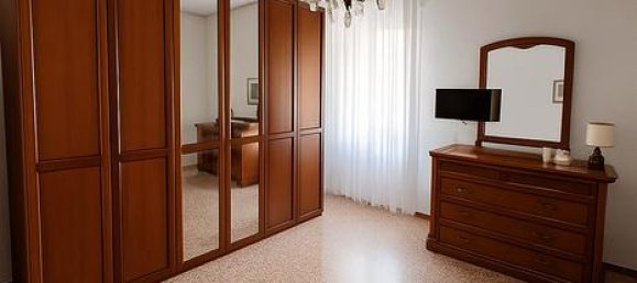 5 rooms Apartment in Vicenza, Italy No. 298552 5