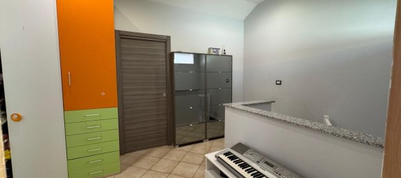 Duplex T6 em Pianezza, Italy N.º 334745 22
