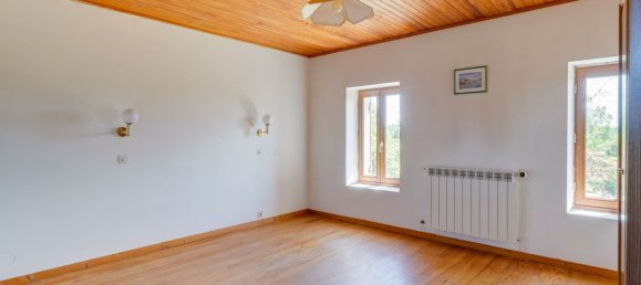 5 bedrooms House in Gironde, France No. 288828 13