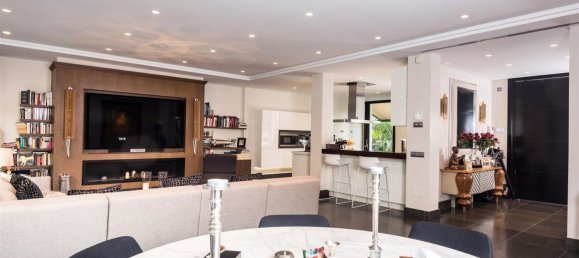 6 bedrooms Villa in Marbella, Spain No. 130041 8