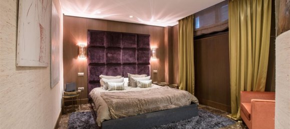 6 bedrooms Villa in Marbella, Spain No. 130041 25