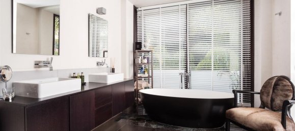 6 bedrooms Villa in Marbella, Spain No. 130041 17