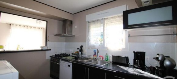 3 bedrooms House in Seine-Maritime, France No. 359889 7