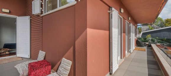 5 bedrooms Villa in Cascais, Portugal No. 117299 30