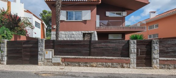 5 bedrooms Villa in Cascais, Portugal No. 117299 3