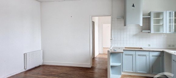 2 chambres Bâtiment à Cercottes, France No. 160427 2