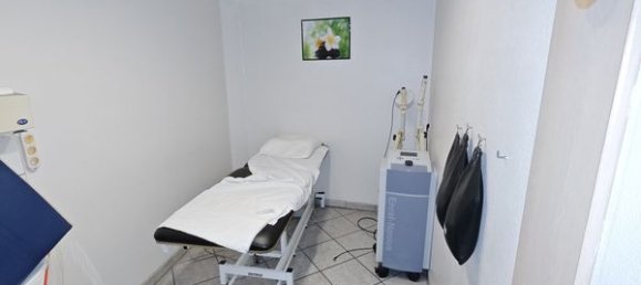 Gewerbliche Immobilie in Tourcoing, France 311m², Nr. 228688 9