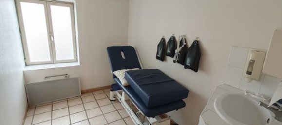 Gewerbliche Immobilie in Tourcoing, France 311m², Nr. 228688 11