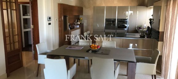 6 غرف نوم بنغالو في Mellieha, Malta رقم 2600 12