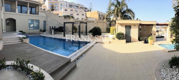 6 غرف نوم بنغالو في Mellieha, Malta رقم 2600 2