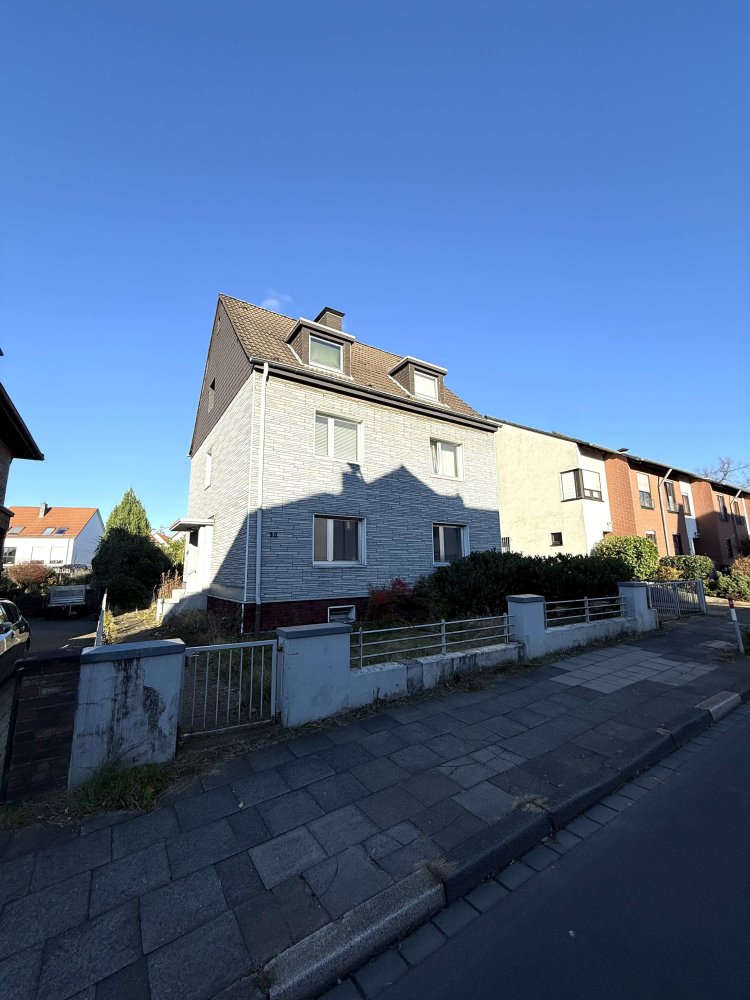 4 Schlafzimmer Haus in Leverkusen, Germany, Nr. 64627