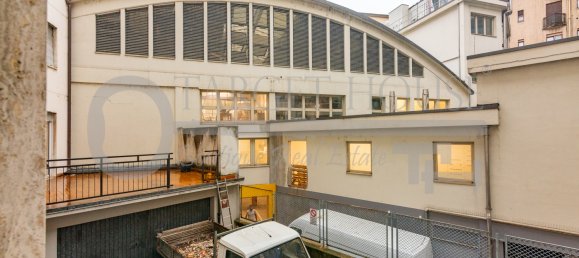 Квартира с 4 спальнями в Комо, Италия № 83763 3