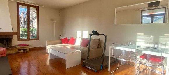 2 bedrooms House in Houilles, France No. 167402 2