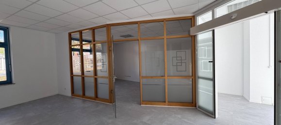 Edificio de 19 habitaciónes en Brandenburg, Germany No. 106039 11