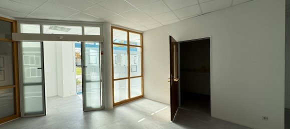 Edificio de 19 habitaciónes en Brandenburg, Germany No. 106039 10