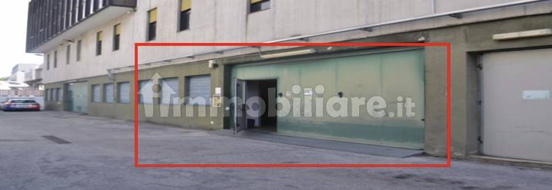 1 room Warehouse in Padua, Italy No. 284494