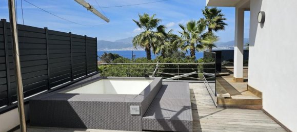 Квартира с 1 спальней в Пьетрозелла, Франция № 93883 3