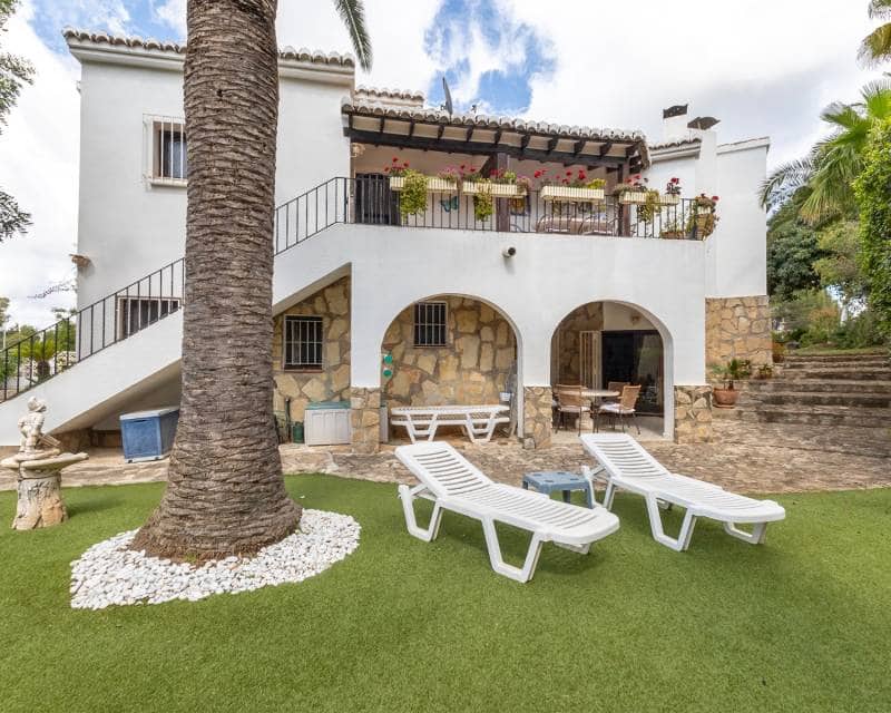 5 bedrooms House in Moraira, Spain No. 183677