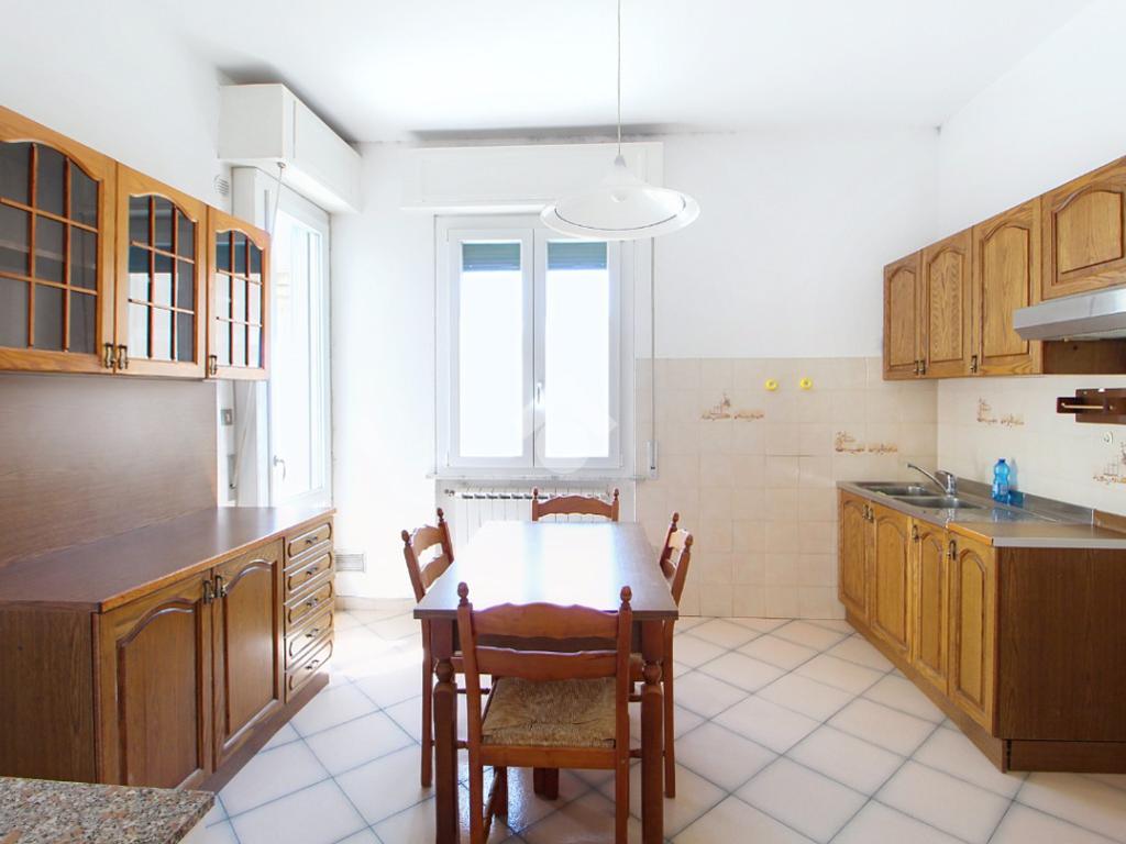 2 غرف نوم شقة في Pisa, Italy رقم 309898