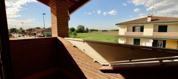 6 rooms House in Lagosanto, Italy No. 88492 3