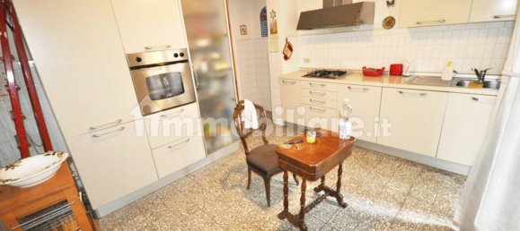 3 Schlafzimmer Wohnung in La Spezia, Italy, Nr. 227868 9