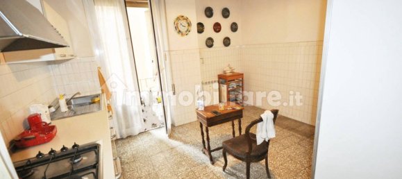 3 Schlafzimmer Wohnung in La Spezia, Italy, Nr. 227868 8
