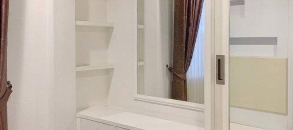 4 غرف نوم مقهى / مطعم في Samut Prakan, Thailand رقم 17967 7