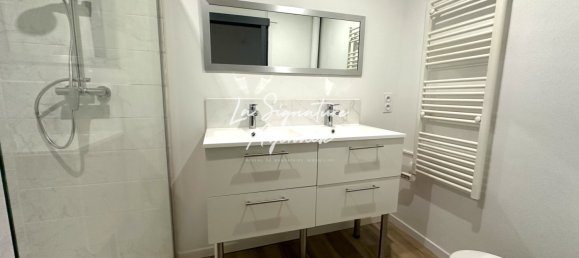 2 bedrooms House in Le Passage, France No. 355117 4