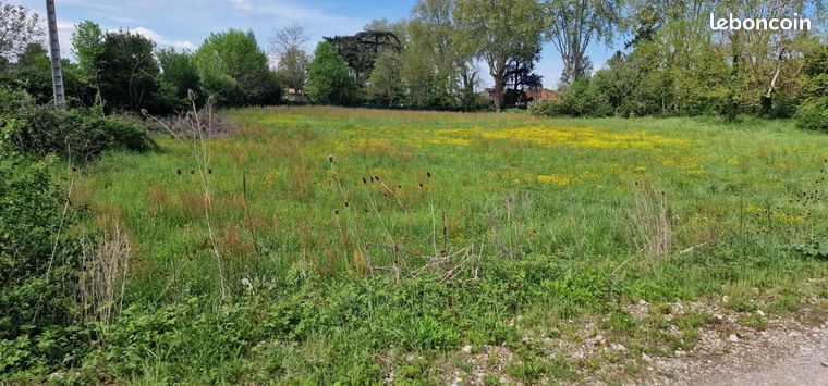 Terreno en Lafox, France 6551 m² No. 300294