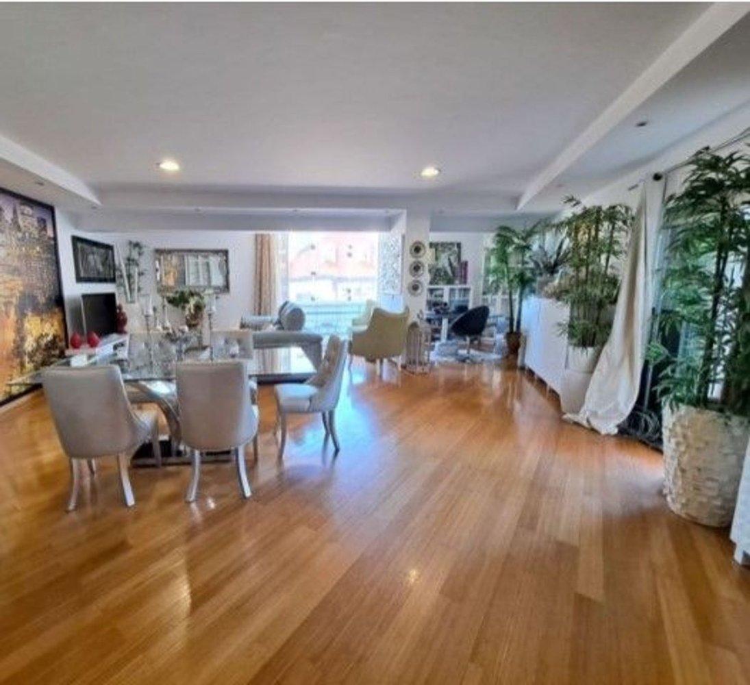 Apartamento de 2 dormitorios en Setubal, Portugal No. 87061