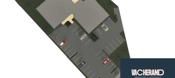 447m² Office in Halluin, France No. 45962 2