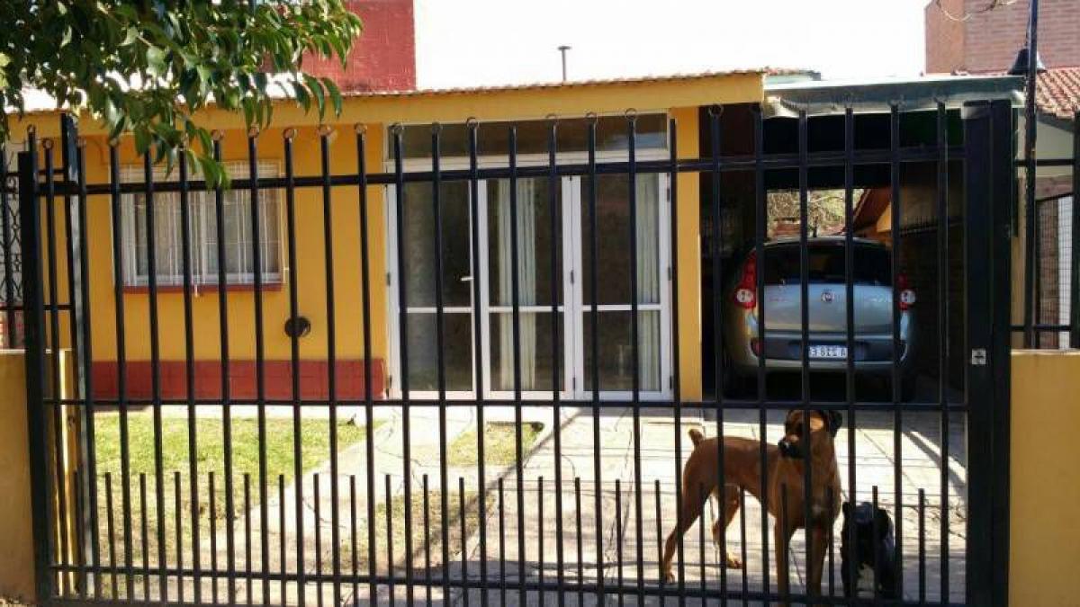 2 bedrooms House in Cordoba, Argentina No. 8882