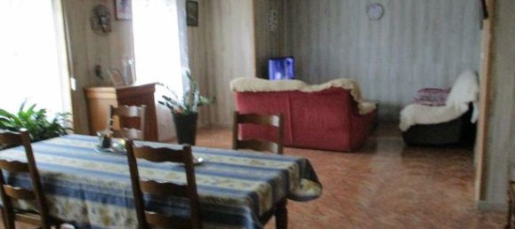 4 bedrooms House in Marne, France No. 305898 2