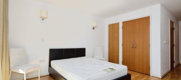 Studio in Wembley, United Kingdom No. 6408 4