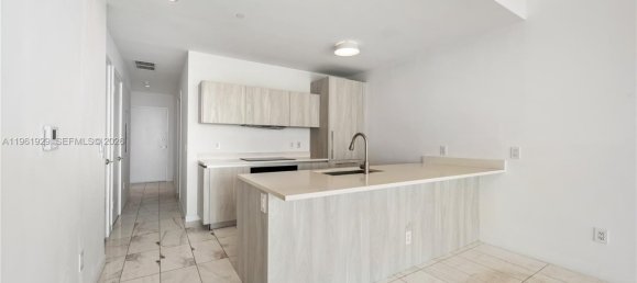 2 Schlafzimmer Gewerbliche Immobilien in Miami, USA, Nr. 615566 10