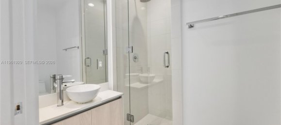 2 Schlafzimmer Gewerbliche Immobilien in Miami, USA, Nr. 615566 11