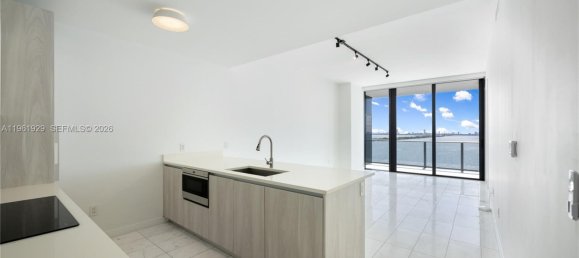 2 Schlafzimmer Gewerbliche Immobilien in Miami, USA, Nr. 615566 5
