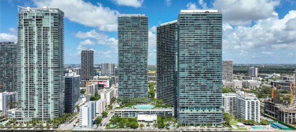 2 Schlafzimmer Gewerbliche Immobilien in Miami, USA, Nr. 615566 12