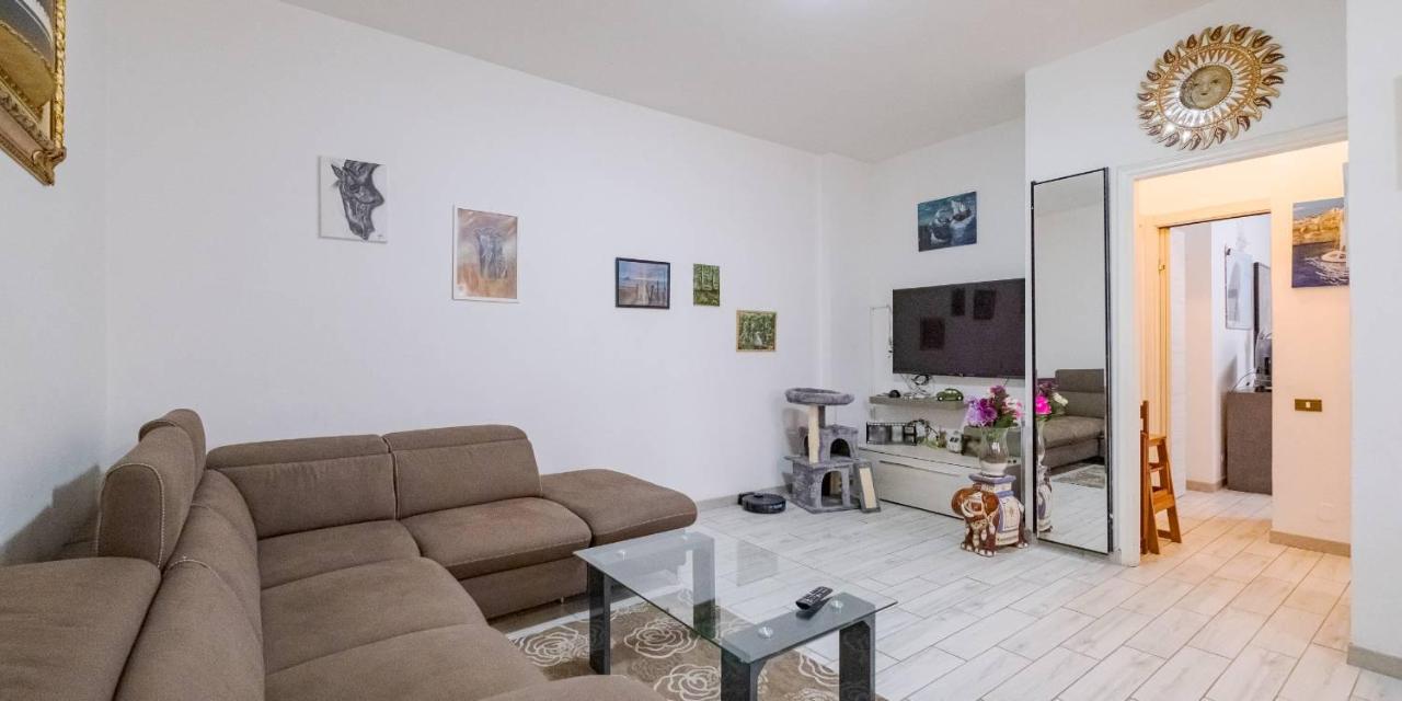 4 rooms House in Senago, Italy No. 40843
