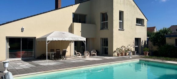  Castillos de 5 dormitorios en Marcilly-sur-Seine, France No. 342936 10