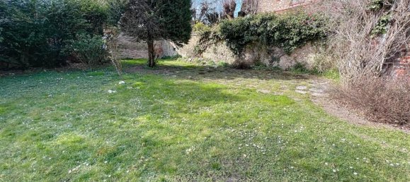 Grundstück in Garches, France 437m², Nr. 171559 2