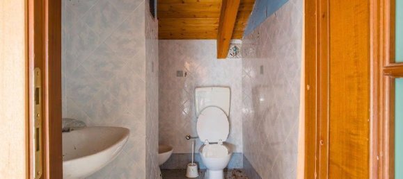 5 rooms House in Cavagnolo, Italy No. 19532 8