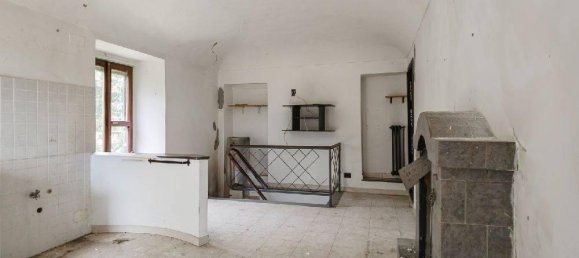 5 rooms House in Cavagnolo, Italy No. 19532 17